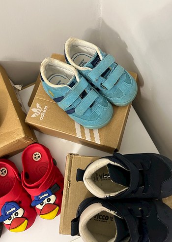 Erkek Çocuk Renkli Cırtcırtlı Spor Ayakkabılar - Görsel 4