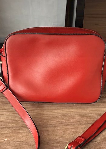 Hotiç Kırmızı Nakışlı Deri Kadın Çanta - Görsel 2