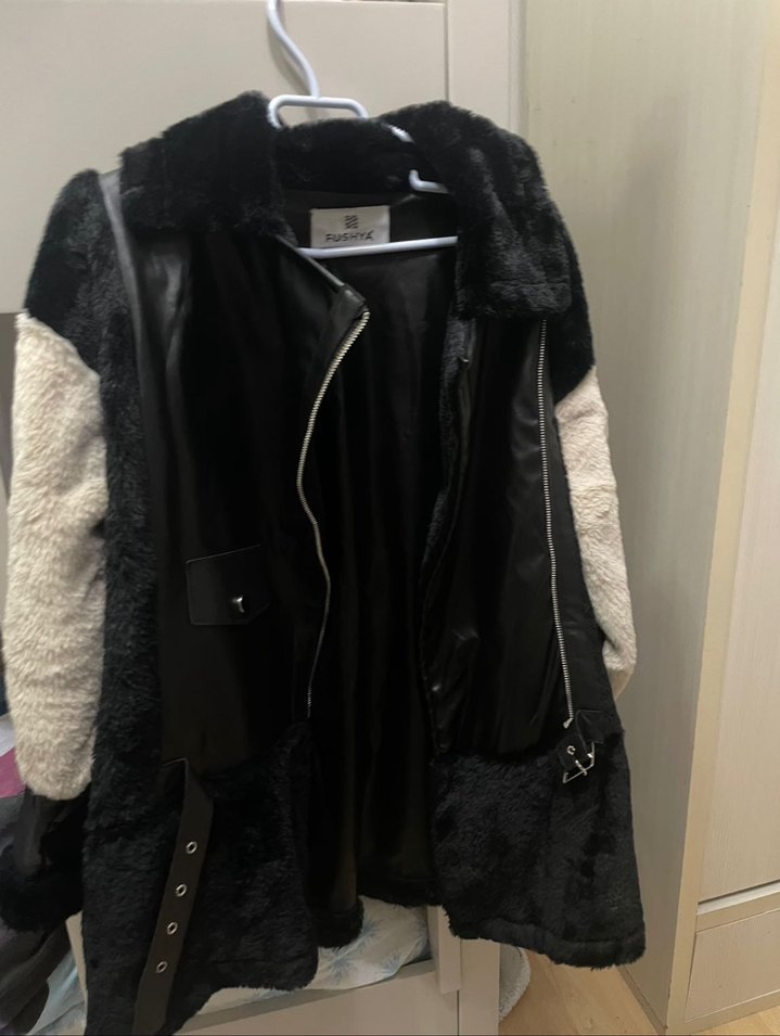 Kürk Detaylı Siyah Deri Midi Ceket - Görsel 3