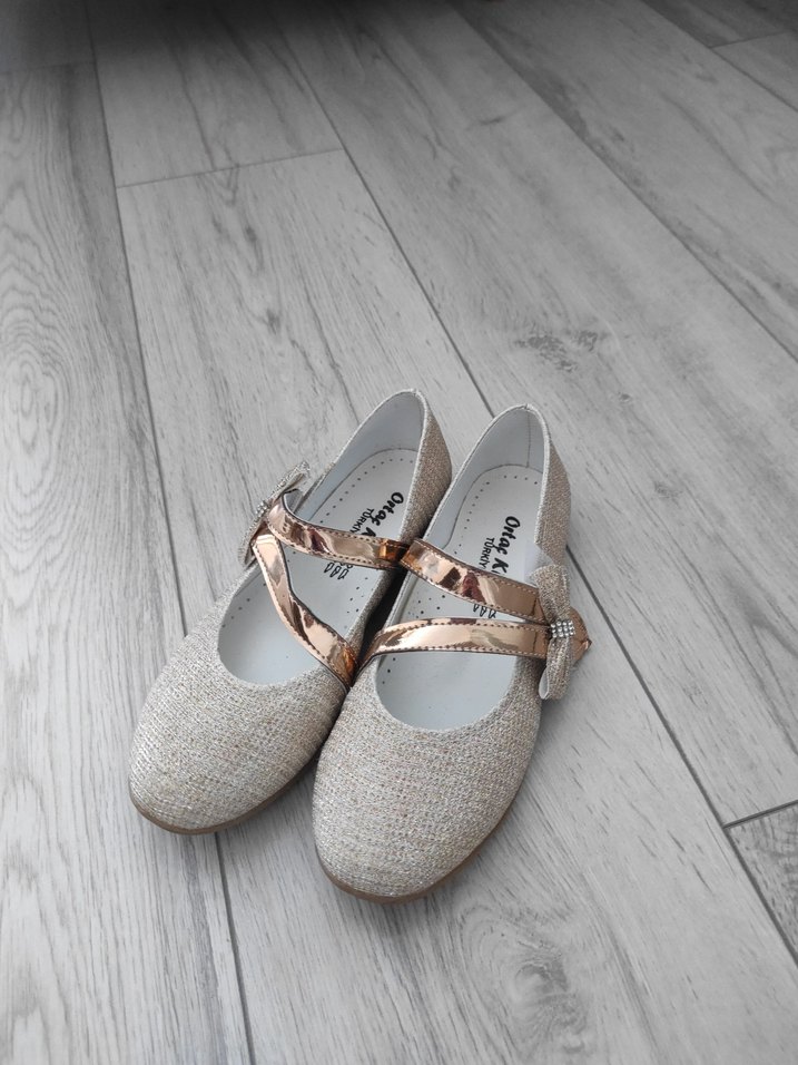 Kız Çocuk Bej Tokalı Babet Ayakkabı - Görsel 2