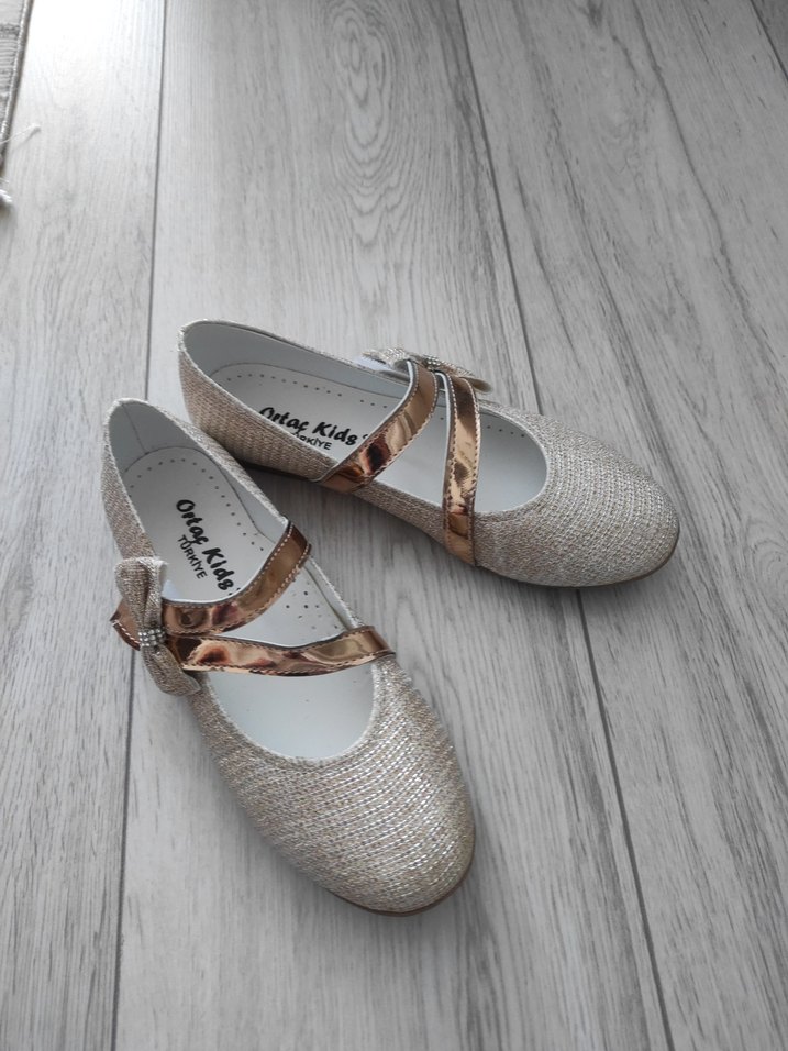 Kız Çocuk Bej Tokalı Babet Ayakkabı - Görsel 3