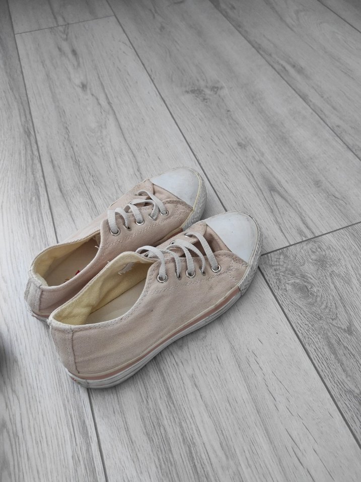 Bej Minimalist Kiz cocuk Spor Ayakkabı 33 numara - Görsel 3