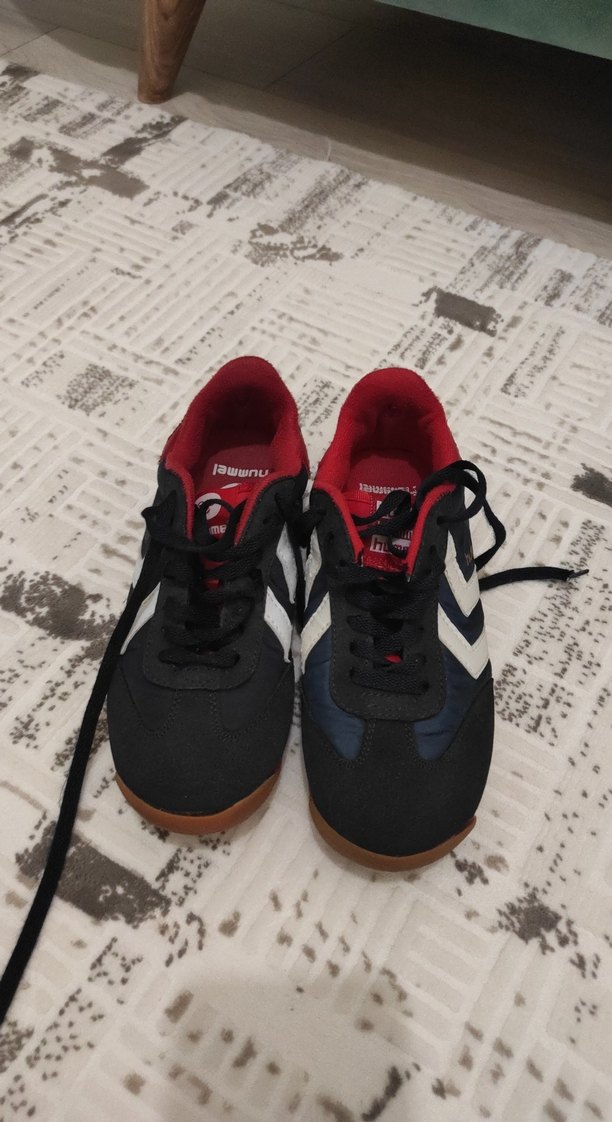 kırmızı lacıvert orjınal Hummel spor - Görsel 2