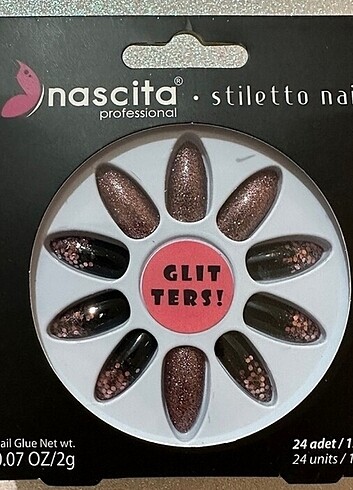 Diğer Takma tırnak seti stiletto nail nascita
