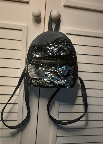 Gri Payetli Kadın Sırt Çantası - Görsel 4