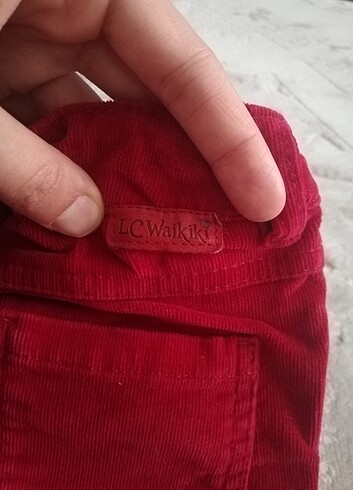 6 Yaş Beden Lc waikiki kızpantalon