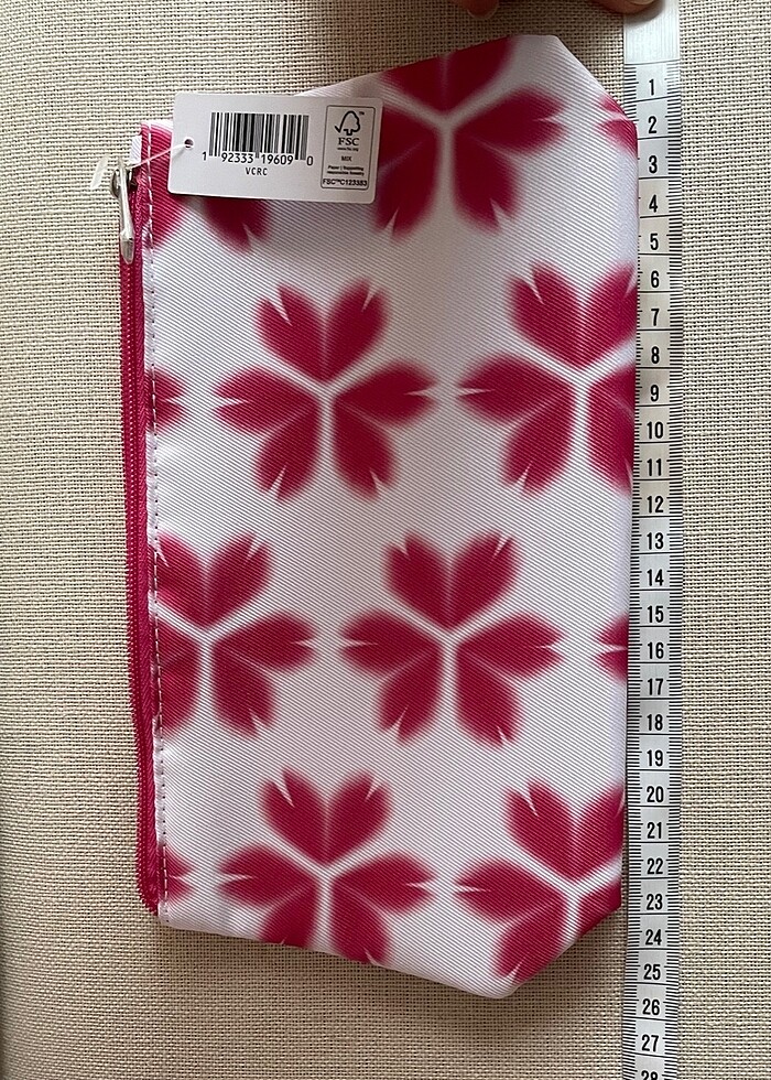 Clinique makyaj çantası - Görsel 4