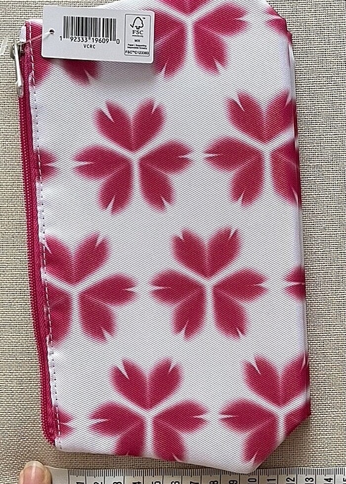 Clinique makyaj çantası - Görsel 5