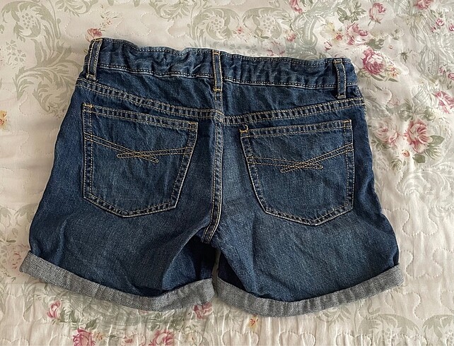 Gap Gap işlemeli jean şort