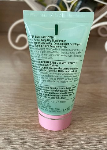 Beden Clinique All About Clean Yüz Temizleyici Jel 30 ml