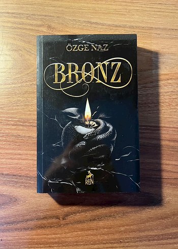 Bronz - Özge Naz Romanı
