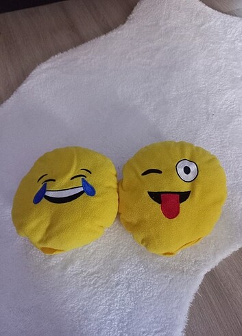Emojili yastıklar 2 li