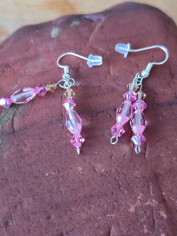 Pembe Boncuklu Midi Küpe - Görsel 4