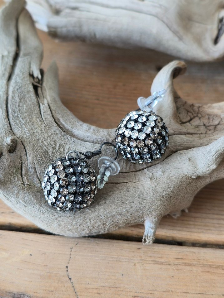 Vintage Mini Boncuklu Gri Küpeler - Görsel 5