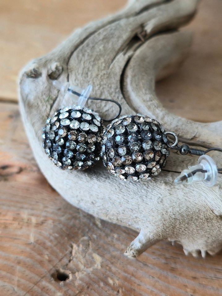 Vintage Mini Boncuklu Gri Küpeler - Görsel 4