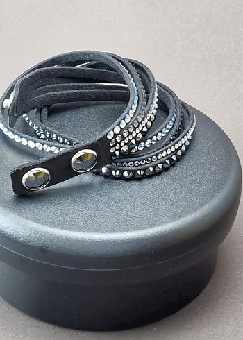 Swarovski Siyah Taşlı Kadın Bileklik