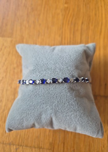  Beden D Diamond Pırlanta ve Safir Taşlı Bileklik