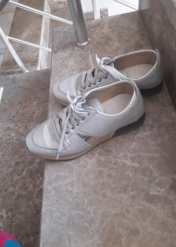 39 Beden beyaz Renk 2 ADET Beyaz Gri Spor Ayakkabı, Düz Taban, Sokak Stili