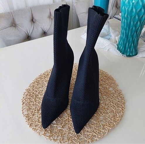 40 Beden Zara bot