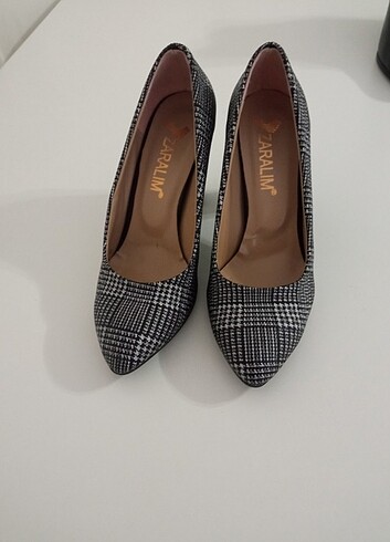 Zaralım topuklu ayakkabı - Görsel 6