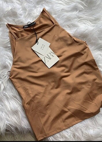 Orijinali zara ince askılı bluz