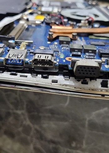 Samsung NP-SF511H Yedek Parça - Görsel 5