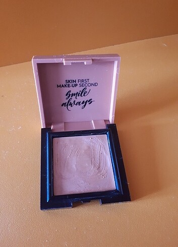 Pastel krem allık