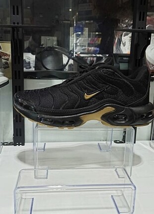 Nike Airmax tn Gold black