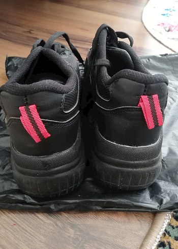 Siyah Kadın Spor Ayakkabı - Görsel 3