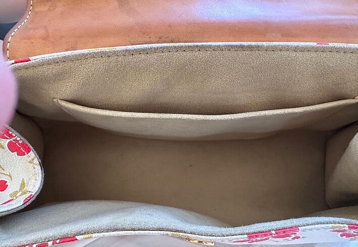  Beden Louis vuitton cherry