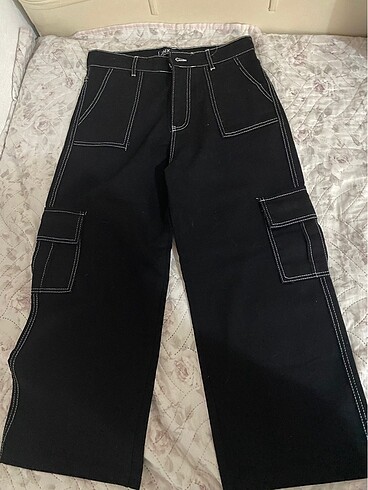 Cep detaylı pantalon