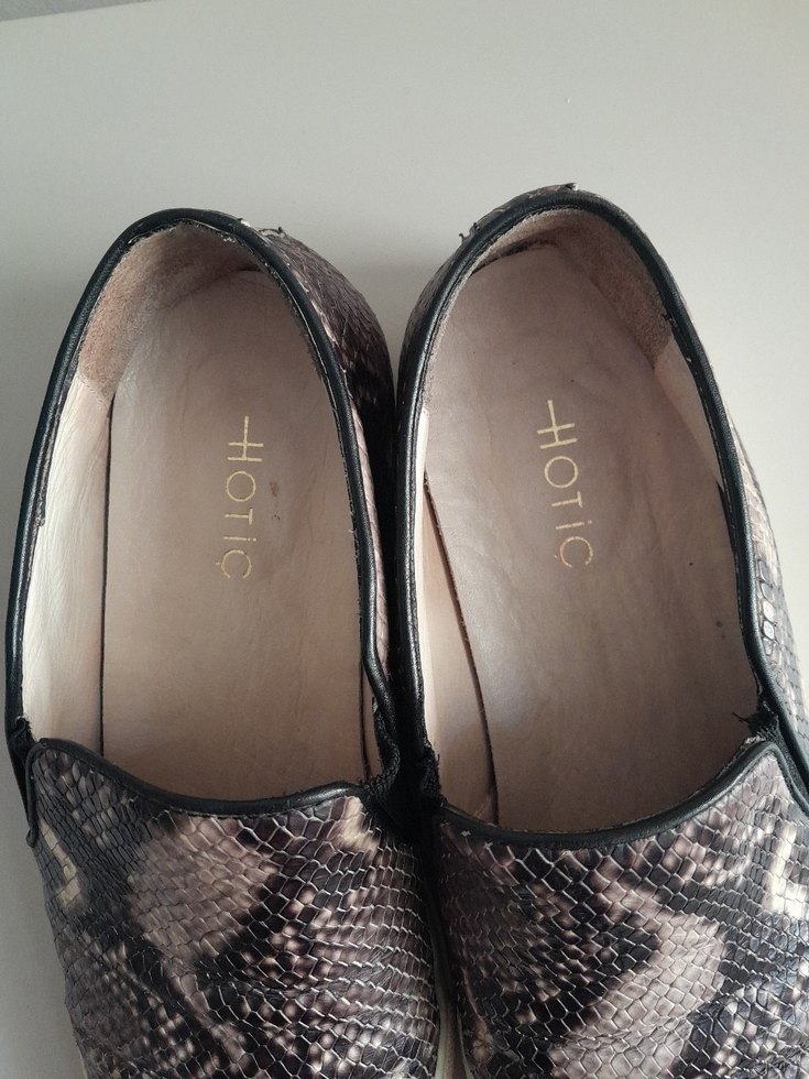 HOTİÇ. Kadın Yılan Desenli çok rahat ayakkabı. Makul ürün. - Görsel 3