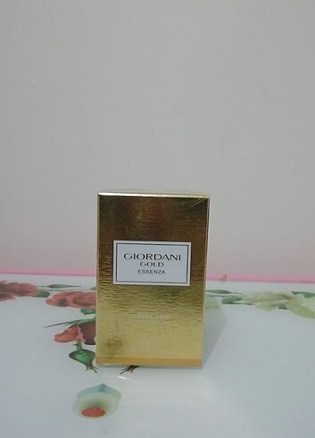 ORİFLAME GIORDANI GOLD ESSENZA