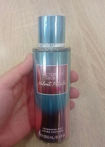 Victoria s Secret Victoria's Secret Velvet Petals Splash Sprey 250 Ml