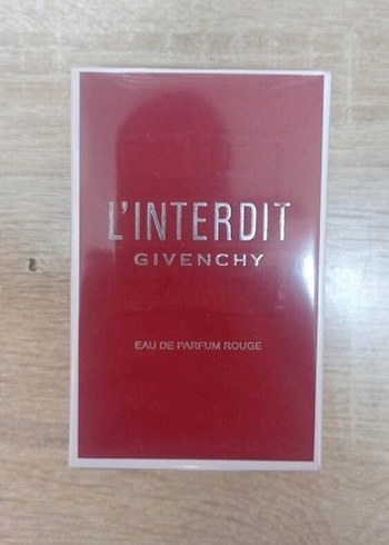 GIVENCHY Givenchy L'ınterdit Rouge UltimeEdp 80 Ml Parfüm