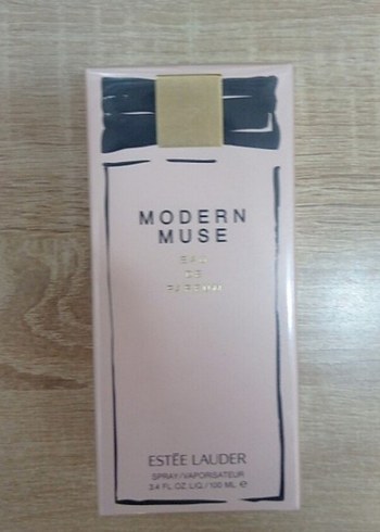 Huda Beauty Estee Lauder Modern Muse Edp 100 Ml Parfüm