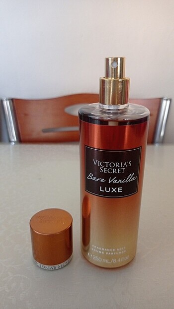 Victoria s Secret Victoria's Secret Bare Vanilla Luxe 250 ML Vücut Spreyi