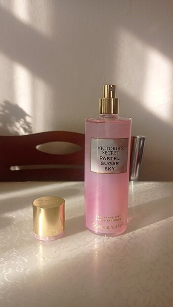 Victoria s Secret Victoria's Secret Pastel Sugar Sky 250 Ml Vücut Spreyi 