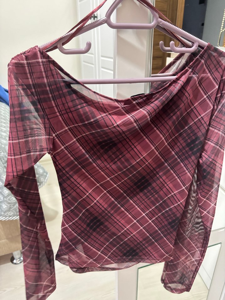 Stradivarius Bordo Drapeli Uzun Kollu Kadın Bluz - Görsel 4