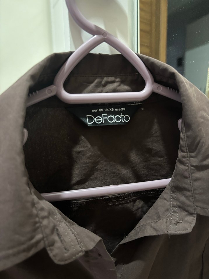 Belden Oturmalı Kahverengi Uzun Kollu Kadın Gömlek - Görsel 2