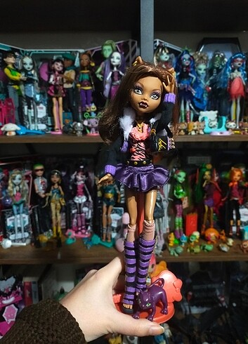 Monster high altın lastikli clawdeen basic