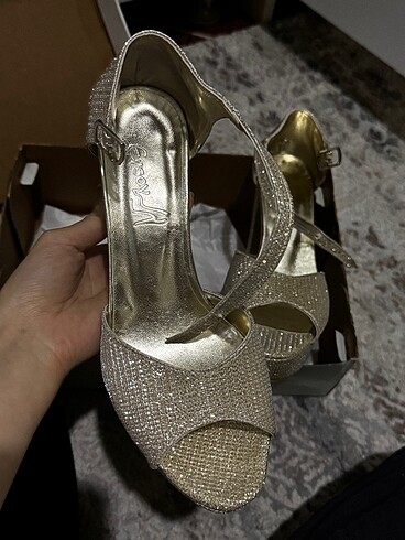Zara 13 cm topuklu
