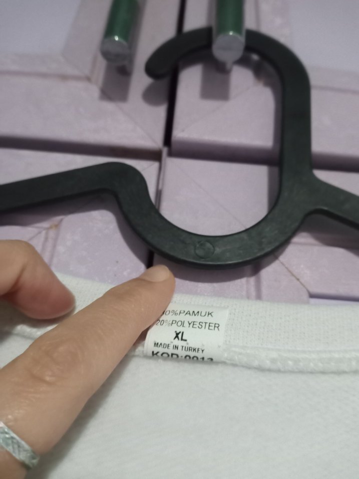 Beyaz Pamuklu Kiraz Baskılı Kadın Sweatshirt - Görsel 3