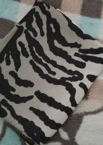 desenli şal - Görsel 2