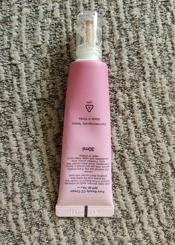 Pure Beauty CC Krem ıvory 01 (en açık ton) - Görsel 2