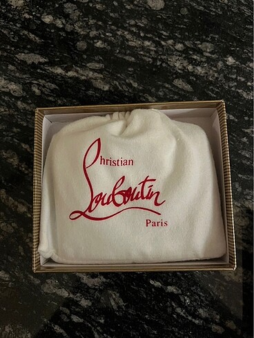  Beden siyah Renk İthal deri Christian Louboutin kartlık