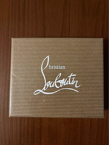  Beden İthal deri Christian Louboutin kartlık
