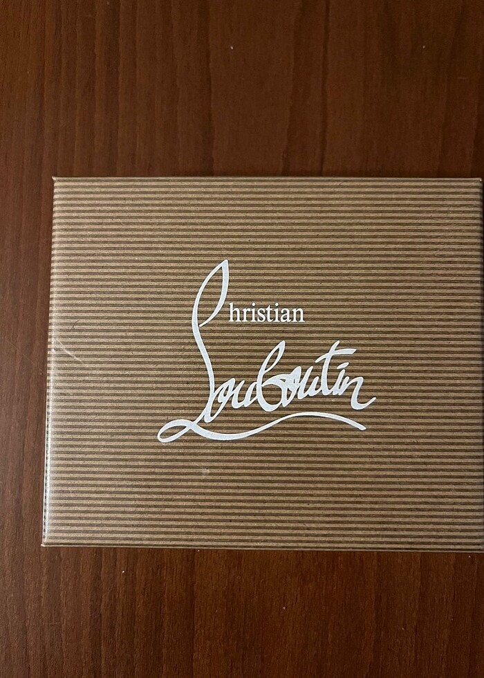 İthal deri Christian Louboutin kartlık - Görsel 3