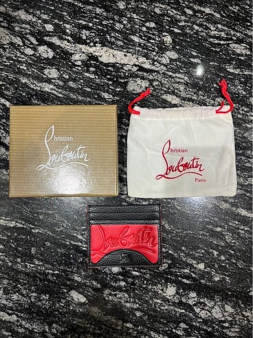 İthal deri Christian Louboutin kartlık