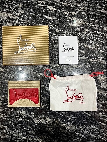 İthal deri Christian Louboutin kartlık